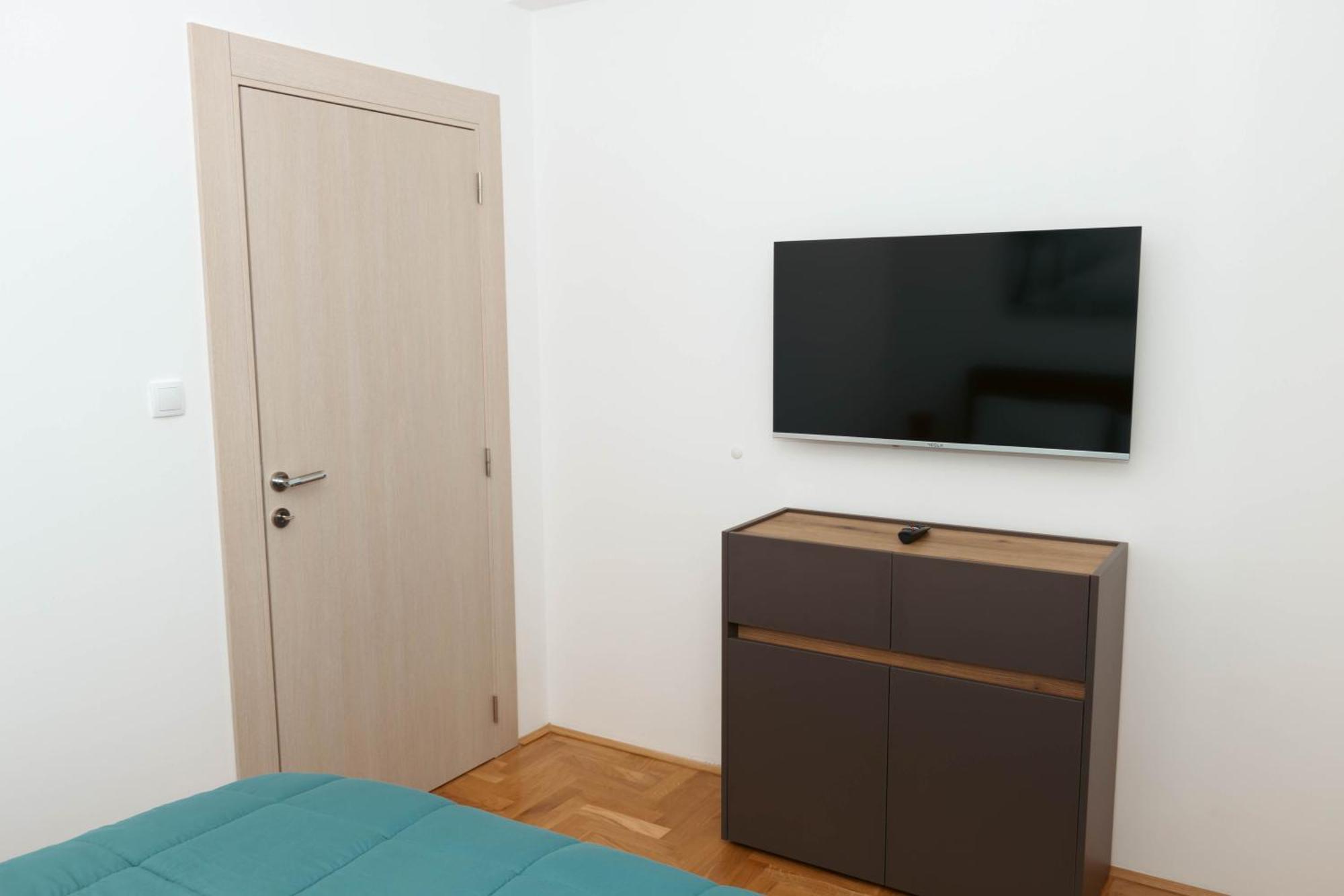 Millennium Apartment Backa Palanka Bagian luar foto